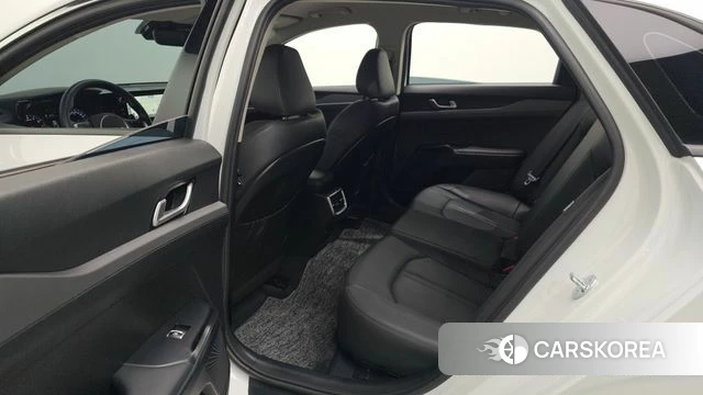 Kia K5 3rd generation 2023 Белый из Кореи, фото 4