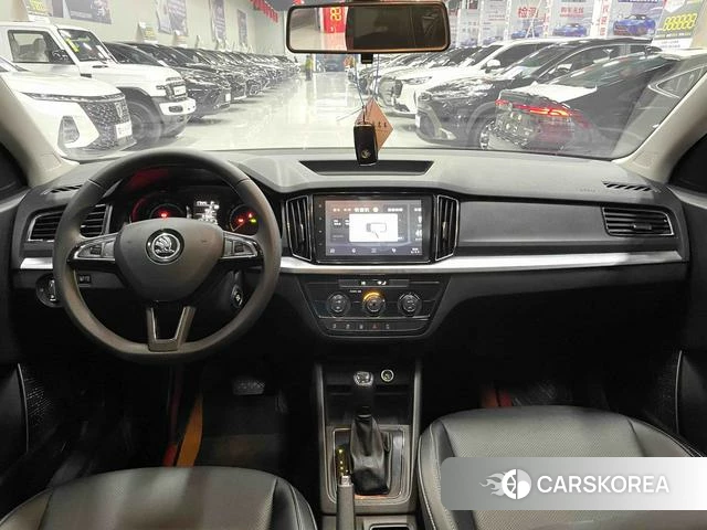 Skoda Komick 2023 Белый из Китая, фото 4