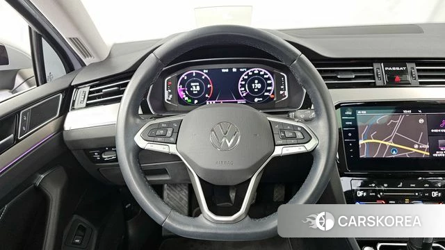 Volkswagen Passat GT (B8) 2022 Серебристо-серый из Кореи, фото 4