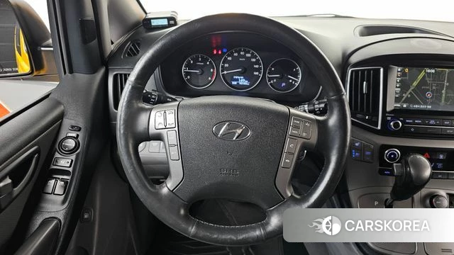 Hyundai The New Grand Starex 2018 Желтый из Кореи, фото 4