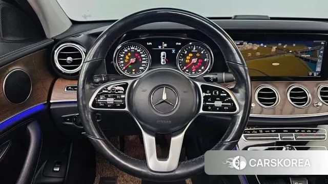 Mercedes-Benz E-Class W213 2019 Белый из Кореи, фото 4