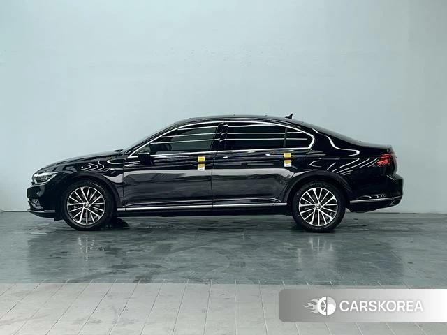 Volkswagen Magotan 2021 Черный из Китая, фото 4