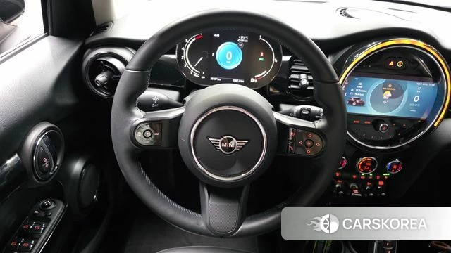 Mini Cooper 2021 Жемчужный цвет из Кореи, фото 4