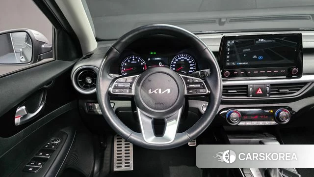 Kia The New K3 2nd generation 2024 Серебристо-серый из Кореи, фото 4