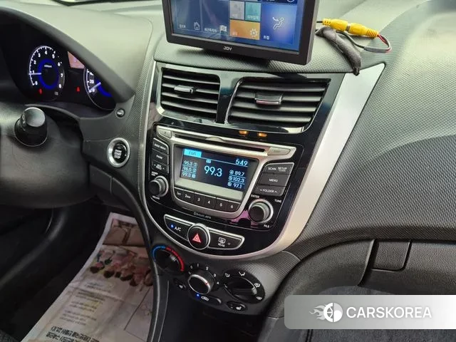 Hyundai Accent (New type) 2018 Белый из Кореи, фото 4