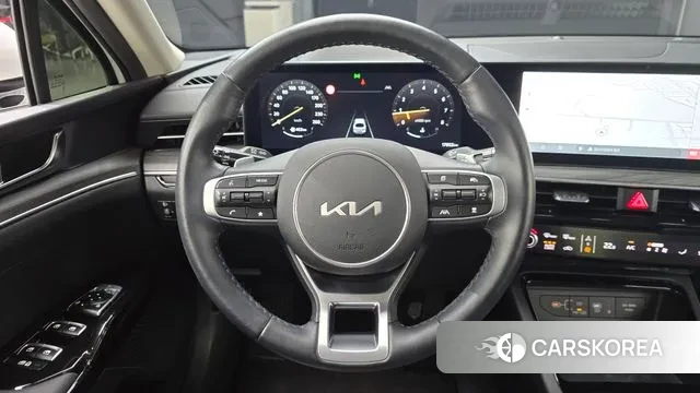 Kia The New K5 3rd generation 2024 Белый из Кореи, фото 4