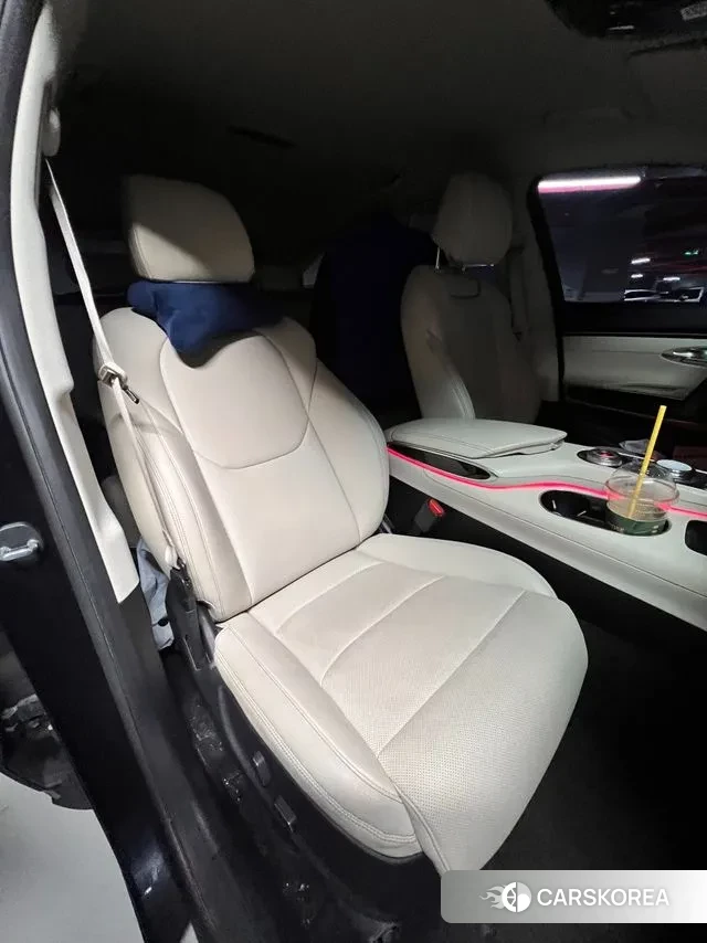 Genesis GV70 2021 Черный из Кореи, фото 4