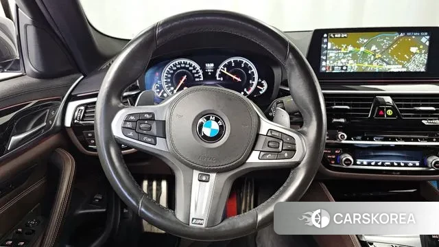 BMW 5 Series (G30) 2018 Серый из Кореи, фото 4