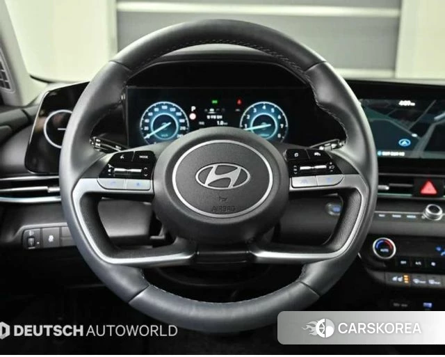 Hyundai The New Avante (CN7) 2024 Белый из Кореи, фото 4