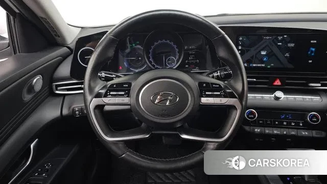 Hyundai Avante Hybrid (CN7) 2022 Белый из Кореи, фото 4