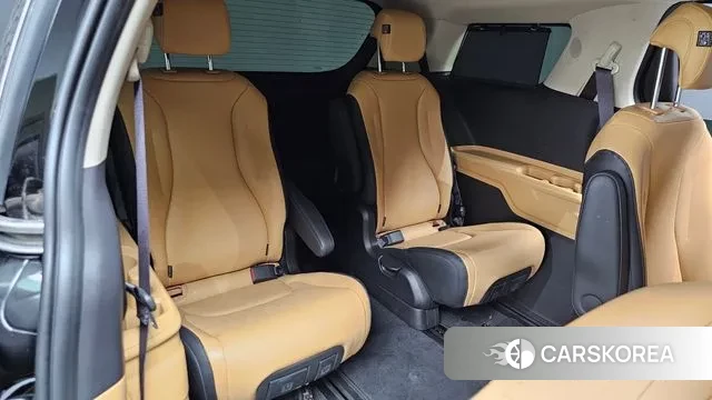 Kia Carnival 4th generation 2023 Черный из Кореи, фото 4