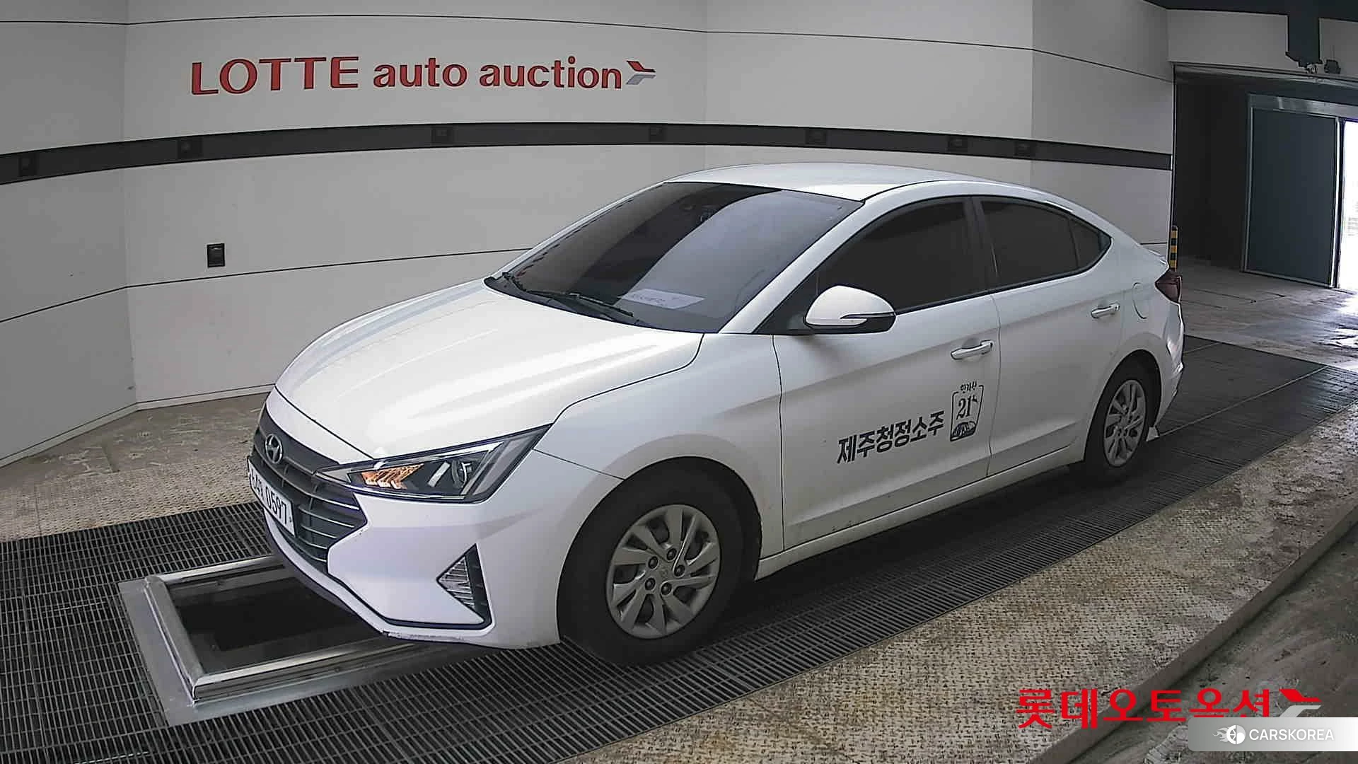 Hyundai Avante 2020 Polar White из Кореи, фото 4