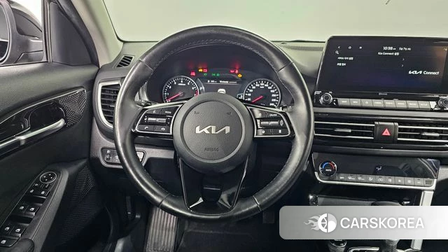 Kia Seltos 2022 Черный из Кореи, фото 4