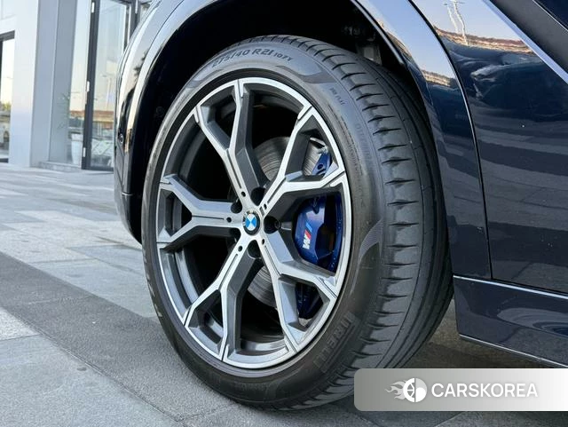 BMW X6 2022 Черный из Китая, фото 4
