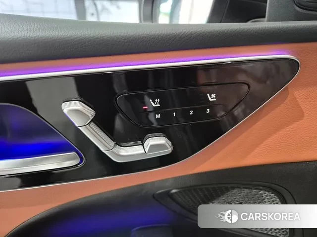 Mercedes-Benz C-Class W206 2025 Черный из Кореи, фото 4