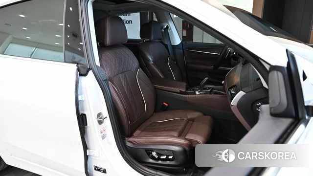 BMW 6 Series GT (G32) 2023 Белый из Кореи, фото 4