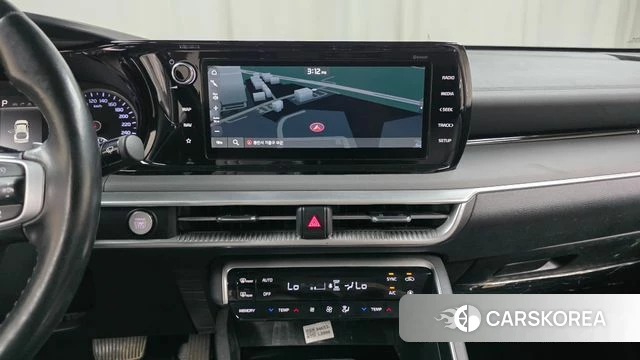 Kia K5 3rd generation 2022 Серебристо-серый из Кореи, фото 4