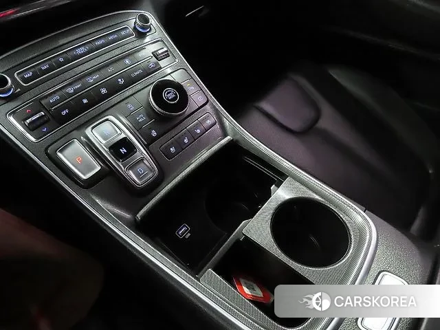 Hyundai The New Santa Fe 2021 Белый из Кореи, фото 4