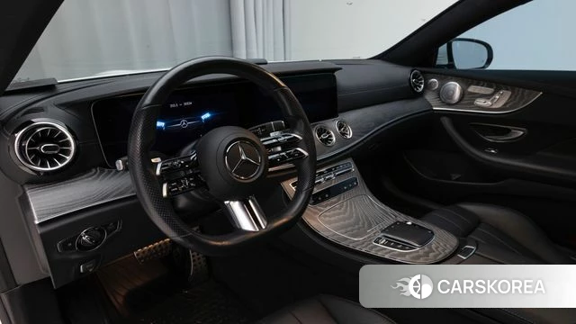 Mercedes-Benz E-Class W213 2021 Белый из Кореи, фото 4