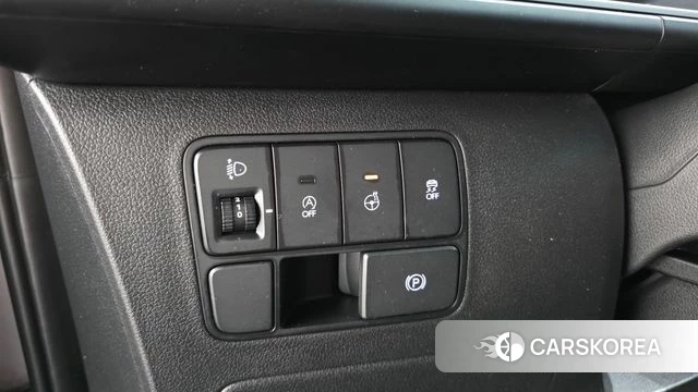 Hyundai Staria 2023 Серебристо-серый из Кореи, фото 4