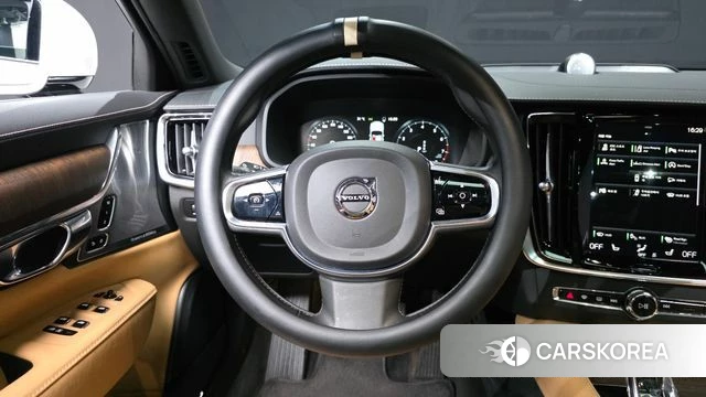 Volvo S90 2021 Белый из Кореи, фото 4