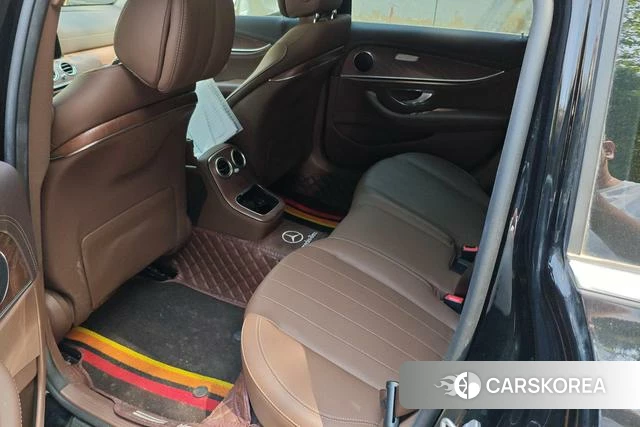Mercedes-Benz E-class 2023 Черный из Китая, фото 4