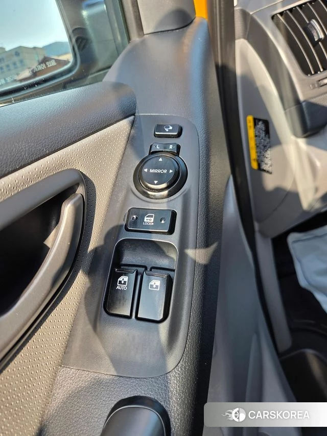 Hyundai The New Grand Starex 2021 Желтый из Кореи, фото 4