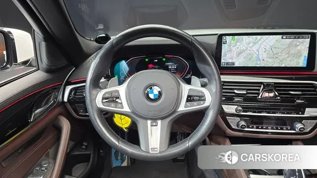 BMW 5 Series (G30) 2022 Белый из Кореи, фото 4