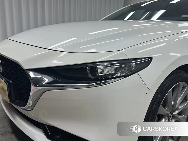 Mazda 3 Angkesaila 2021 Белый из Китая, фото 4