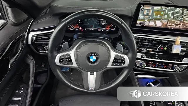 BMW 5 Series (G30) 2021 Черный из Кореи, фото 4