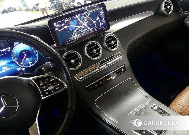 Mercedes-Benz GLC-Class X253 2022 Белый из Кореи, фото 4