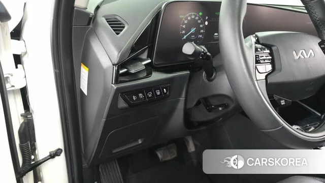 Kia Di Ol Nu Niro 2022 Белый из Кореи, фото 4