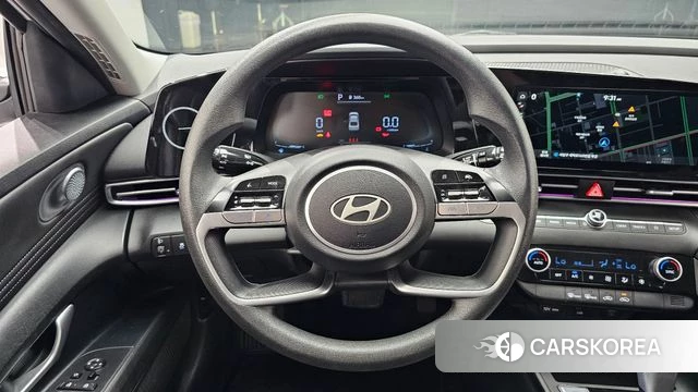 Hyundai The New Avante (CN7) 2023 Белый из Кореи, фото 4