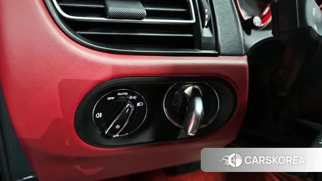 Porsche Macan 2023 Черный из Кореи, фото 4