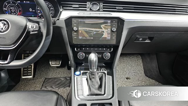 Volkswagen Arteon 2019 Серебристо-серый из Кореи, фото 4