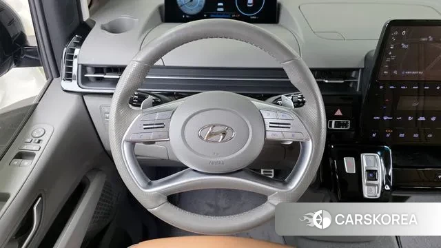 Hyundai Staria 2022 Серый из Кореи, фото 4