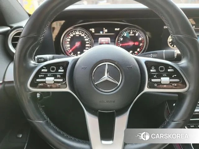 Mercedes-Benz E-Class W213 2019 Черный из Кореи, фото 4