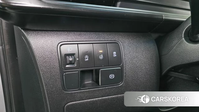 Hyundai Staria 2022 Серебряный из Кореи, фото 4