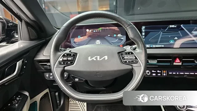 Kia EV6 2023 Черный из Кореи, фото 4