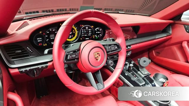 Porsche 911(992) 2024 Серебристо-серый из Кореи, фото 4