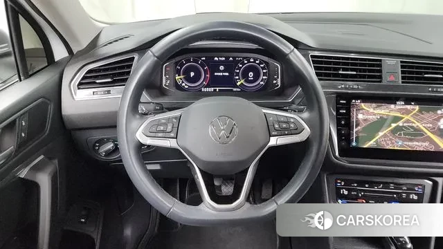 Volkswagen Tiguan Allspace 2022 Белый из Кореи, фото 4