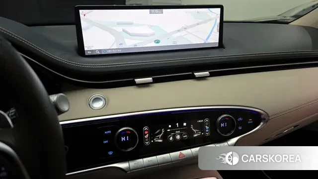 Genesis GV70 2023 Белый из Кореи, фото 4