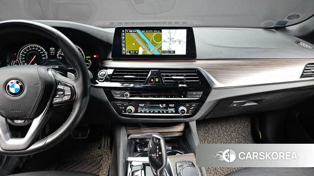 BMW 5 Series (G30) 2018 Серый из Кореи, фото 4