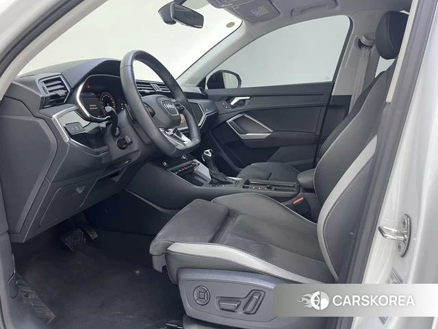 Audi Q3 2023 Белый из Китая, фото 4