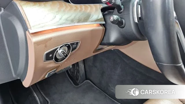 Mercedes-Benz E-Class W213 2021 Серебряный из Кореи, фото 4