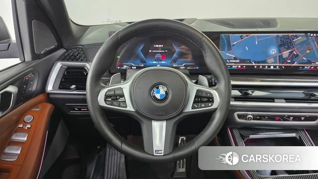 BMW X7 (G07) 2024 Черный из Кореи, фото 4