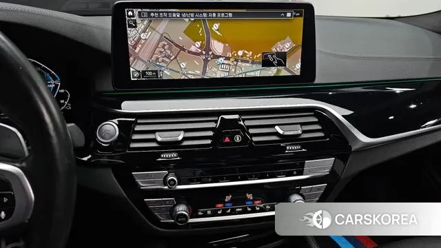 BMW 5 Series (G30) 2021 Черный из Кореи, фото 4