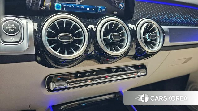 Mercedes-Benz GLB-Class X247 2024 Белый из Кореи, фото 4