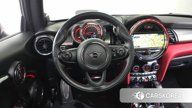 Mini Cooper S 2019 Красный из Кореи, фото 4