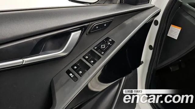 Kia Di Ol Nu Niro id 2679820 из Кореи 4